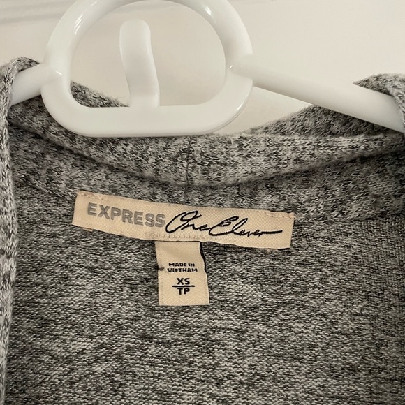 Express cardigan - Picture 2 of 3